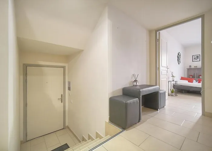 Apartment Upstays Midi Palais 43M2 Apartment *